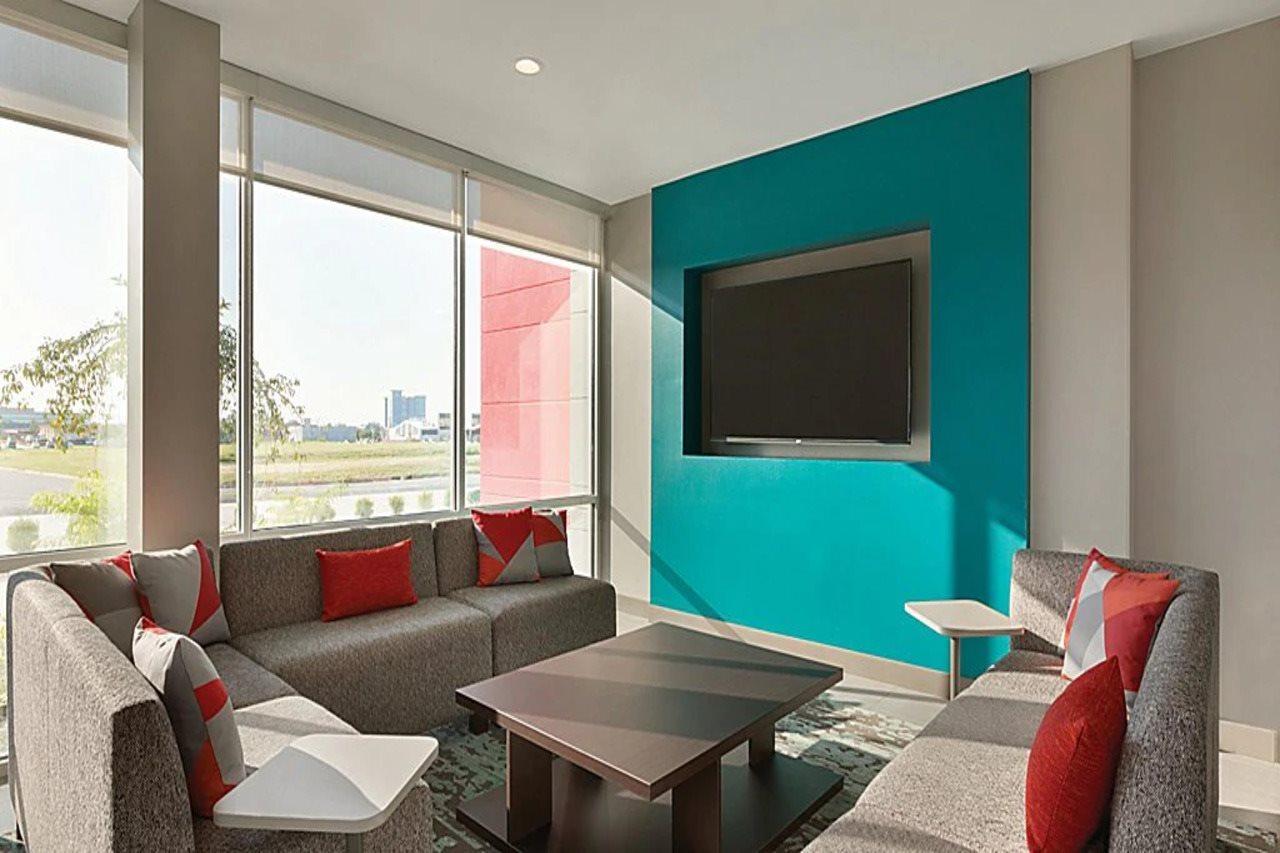 Avid Hotels - Roseville - Minneapolis North By Ihg Exterior foto