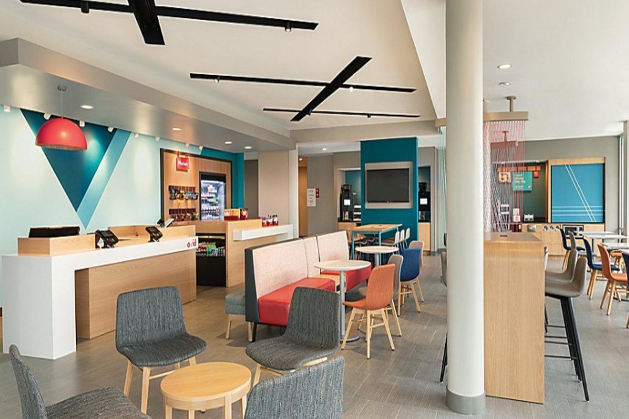 Avid Hotels - Roseville - Minneapolis North By Ihg Exterior foto